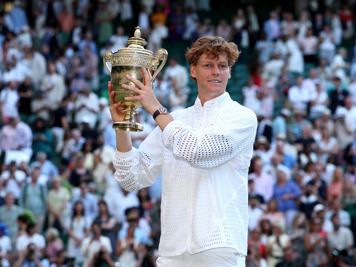 Jannik Sinner, campione italiano e numero uno al mondo nel tennis. (Fotografia di Clive Brunskill/Getty Images)